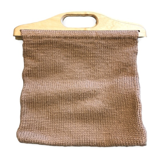Handmade knit purse with wooded handle - tan - Picture 1 of 4